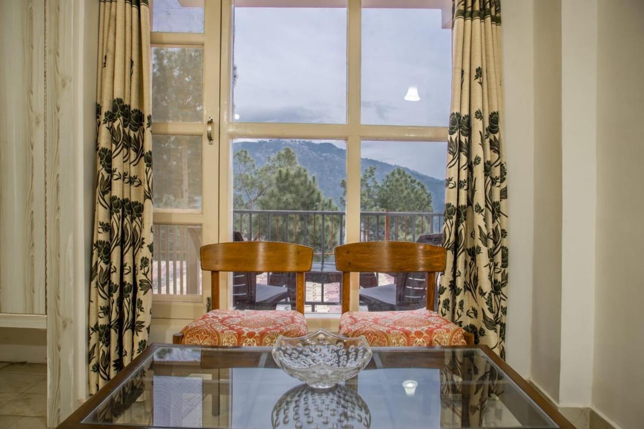 The Pine Cove I Serviced Apts I Pvt Balcony I Peacefull Area I Family Accomodation I Kasauli I By Exotic Stays Exterior photo